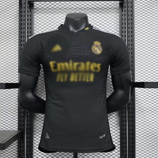 tercera equipacion real madrid 2024