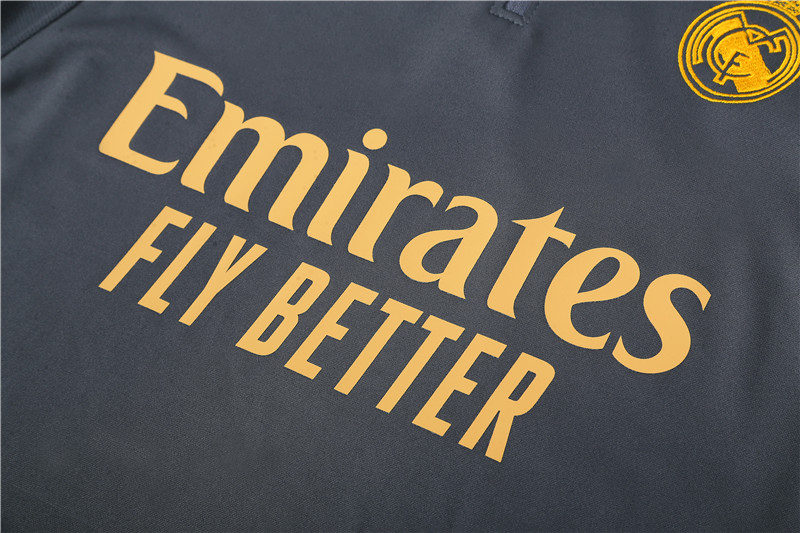 chandal real madrid gris pecho