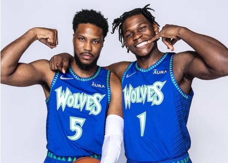 camiseta timberwolves celeste