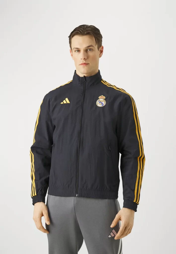 chaqueta reversible real madrid.