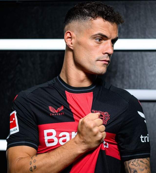 Camiseta-Bayer-Levercusen-Home-Version-Player-Portada-2