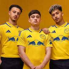 camiseta-leeds-united-segunda-equipacion-2024-2025-imagen
