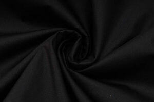 chandal-borussia-dortmund-capucha-2023-2024-imagen