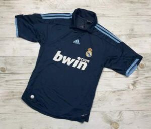 Conjunto Niño Retro Real Madrid 2009-2010 Segunda Equipación