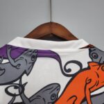 Camiseta calentamiento Pre Match Arsenal 2020/21 diseño dorsal de cuello