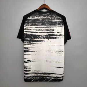 Camiseta calentamiento Real Madrid 2020/21 diseño dorsal