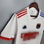 primera equipacion lyon 2021 lateral
