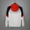 Alternative view of Cortavientos Nike Liverpool 2021/22