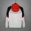 Alternative view of Cortavientos Nike Liverpool 2021/22