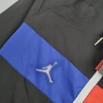 Cortavientos París Saint-Germain 2020/21 logo