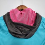 Cortavientos París Saint-Germain capucha