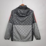 Cortavientos Liverpool Black Plaid 2021/22 diseño dorsal