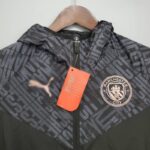 Cortavientos Manchester City 2021/22 diseño frontal