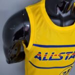 camiseta all star amarillo parte delantera con detalles azules