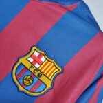 camiseta barcelona 2005 06 escudo