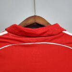 camiseta liverpool 2006 2007 cuello anterior