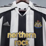 camiseta retro newcastle cuello en V