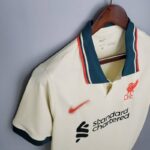 segunda camiseta liverpool 2021 2022 lateral