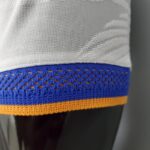 Primera equipación Player Version Real Madrid 2021/22 borde de la manga