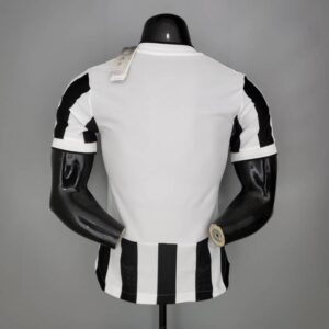 Primera equipación Player Version Juventus 2021/22 diseño dorsal