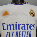 Primera equipación Player Version Real Madrid 2021/22 diseño frontal