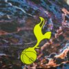 segunda equipacion tottenham 2022 escudo