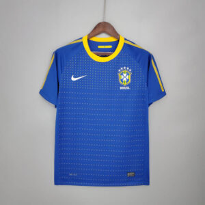Camiseta alternativa Retro Brasil 2010