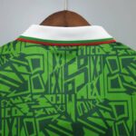 Camiseta local Retro México 1994 diseño de cuello dorsal