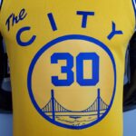 Camiseta Golden State Warriors Yellow Tram version diseño frontal