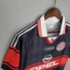 Camiseta local Retro Bayern de Múnich 1998/99 diseño lateral