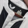 Primera equipación Newcastle 202122