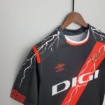 Segunda equipación Rayo Vallecano 202122