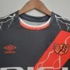 Segunda equipación Rayo Vallecano 202122