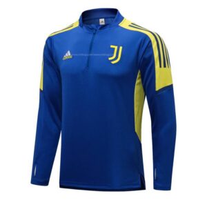 La sudadera de entrenamiento de la Juventus está diseñada para ofrecerte velocidad en el terreno de juego. El diseño de secado rápido integra un tejido elástico y transpirabilidad estratégica para que mantengas la concentración durante el entrenamiento. Las aberturas invisibles para los pulgares permiten que las mangas se mantengan en su sitio mientras te mueves y permanecen escondidas cuando no se usan. Detalles del producto Ajuste entallado a medida Diseño con cremallera de 1/4 100 % poliéster Lavar a máquina Color mostrado: Azul/Amarillo INFORMACIÓN ADICIONAL SOBRE EL CUIDADO Usar solo detergentes suaves Lavar las prendas junto a otras de colores similares Lavar y planchar las prendas del revés a temperaturas bajas Lavar con las cremalleras cerradas