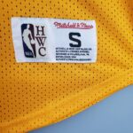 Camiseta Mitchellness Lakers Yellow N°. 8 BRYANT Retro Mesh