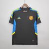 Camiseta calentamiento Manchester United 2021/22
