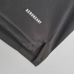 Camiseta calentamiento Manchester United 2021/22