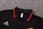 Polo Manchester United 2021/22 (3 colores) diseño frontal cuello