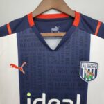 Primera equipación West Bromwich Albion 202122