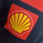 Polo Ferrari 2022 hombro