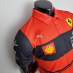 Polo Ferrari 2022 pecho