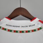 camiseta milan 2011 cuello