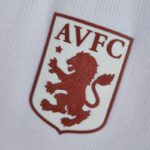 Camiseta Aston Villa segunda equipación 2022-2023 Versión fan escudo