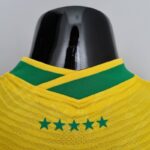 Camiseta Brasil Mundial Qatar 2022 Versión jugador cuello posterior