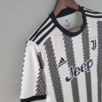 Camiseta Juventus Primera Equipación 2022-2023 Versión fan lateral