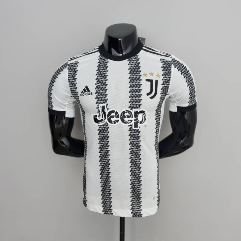 Camiseta Juventus Primera Equipación 2022-2023 Versión jugador frontal Camiseta Juventus Primera Equipación 2022-2023 Versión jugador frontal