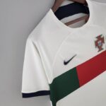 Camiseta Portugal Mundial Qatar 2022 Versión fan lateral