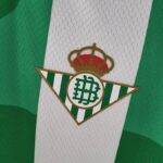 Camiseta Real Betis primera equipación 2022 - 2023 versión fan - escudo