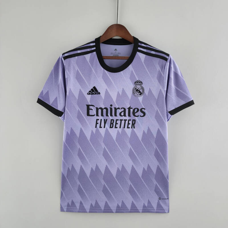 Camiseta Real Madrid Segunda Equipación 2022-2023 Versión Fan frontal Camiseta Real Madrid Segunda Equipación 2022-2023 Versión Fan frontal