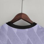 Camiseta Real Madrid segunda equipación 2022-2023 femenino cuello posterior